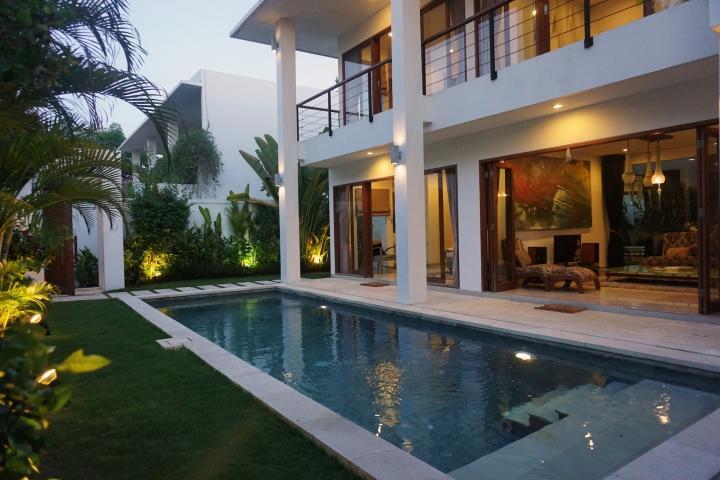 Moonlight Villa Bali 努沙杜瓦 外观 照片